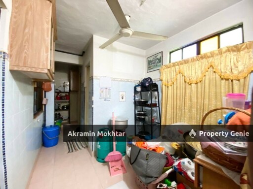 Fully Renovated | Double Storey Semi- D  Jalan Siakap Seksyen 17 Shah Alam .