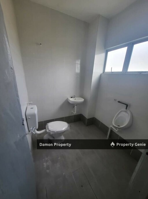 Silibin Jalan Aman Main Road Three Lever Shop Sewa