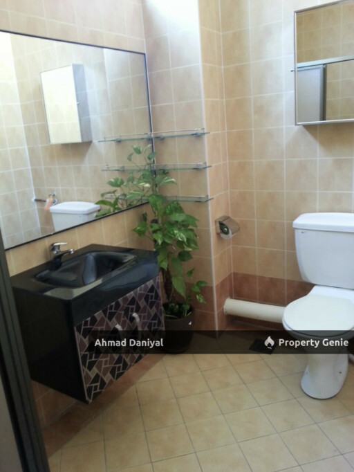 3 1/4 Storey Bungalow @ Batu Ferringhi Penang For Sale