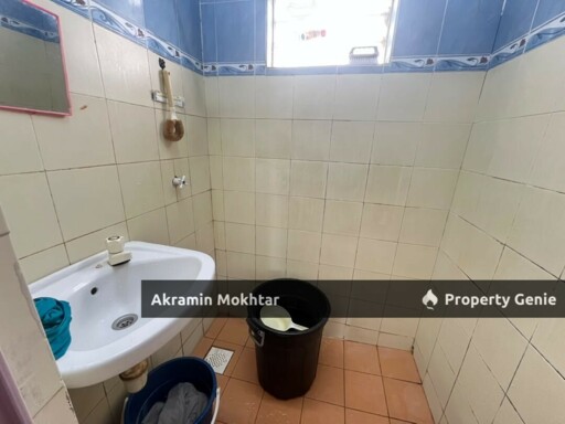 CORNER UNIT, FULL TILES - Perumahan Pantai Permai, Kuala Lumpur