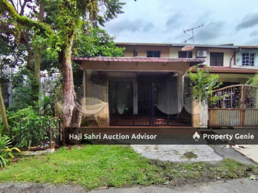 2 Storey Terrace House, End Lot, Renovated Freehold RM437 psf Address  Jalan F3, Taman Melawati, 53100, Kuala Lumpur  Land Area  Approx. 1,259 sq.ft