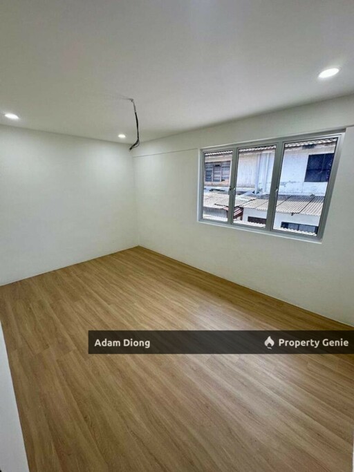 Jalan Bayan Taman Megah Ria Masai