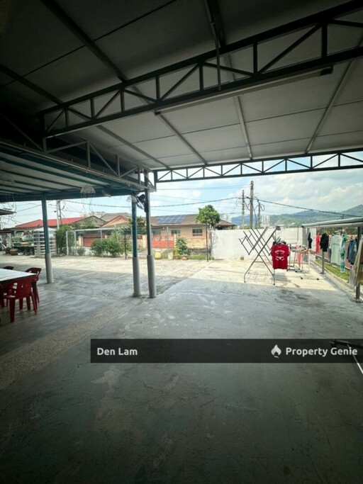 Kampung Tasik Permai 1sty Bungalow Corner for sale !!