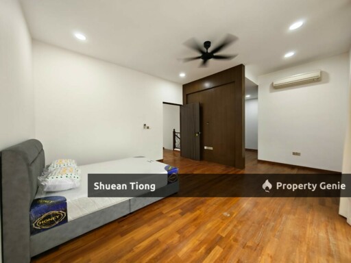 2 Storey Semi D @ Taman Sutera Utama for Rent