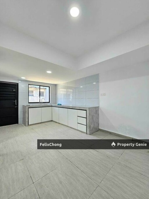 Taman Tiram 1 Sty Medium Cost,Jalan Mawar,Ulu Tiram,Renovated