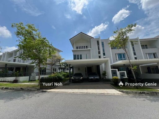Endlot 3 Storey Camelia Tamansari Rawang - Facing Open