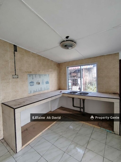 [Corner Unit] Single Storey Terrace @ Taman Malihah - Big Land 5.6pt