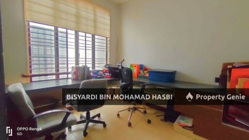 Corner Lot, Double Storey House, Jalan Jeriji (Greenlane) Bukit Jelutong, Shah Alam.