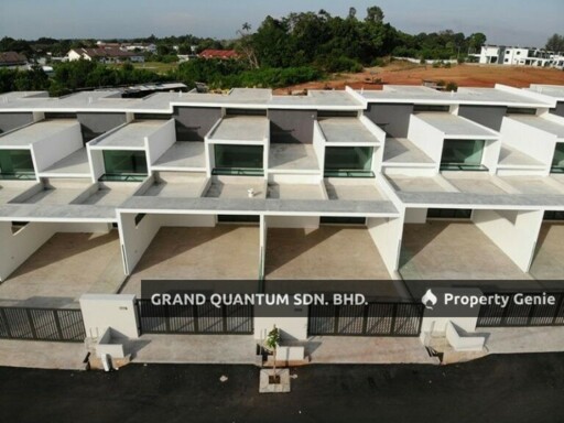 MAHKOTA HEIGHT III
