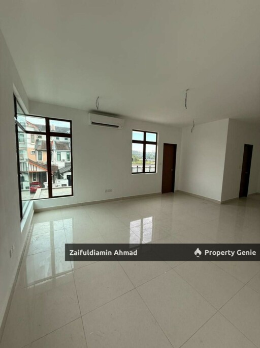 Seksyen 3 Bangi Semi-Detached Home With 3192 Sqft