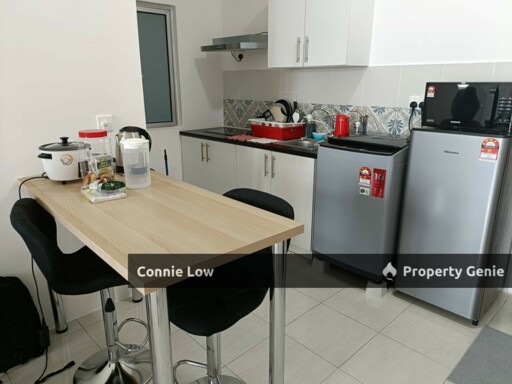 Female Room with Private Bathroom for Rent Ipoh Town Guarded with Facilities