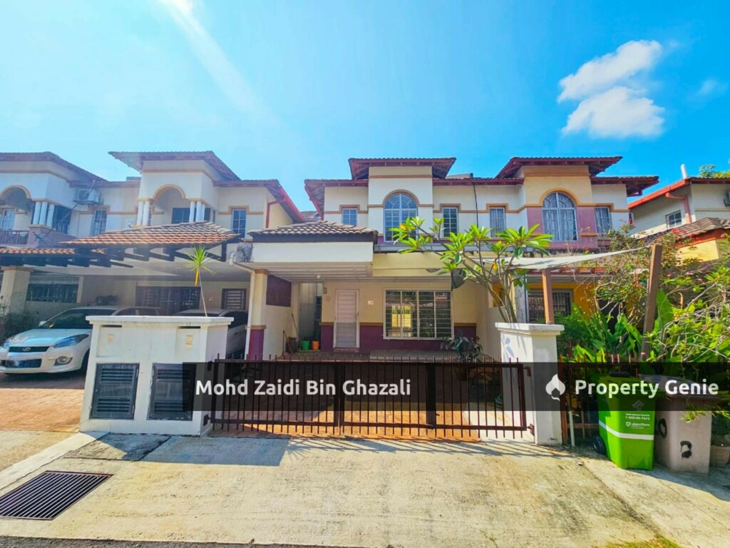 Below market renovated two storey terrace presint 9