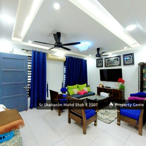 Corner Lot Double Storey Semi-D Cluster, Bayu Suria , Bandar Puncak Alam , Selangor