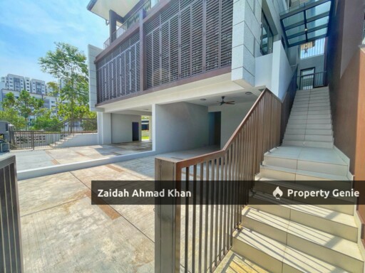 3 Storey Terrace The Mulia Residences Renovated For Sale