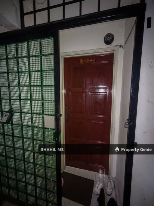 PETALING JAYA SELANGOR || PANGSAPURI DELIMA || TINGKAT SATU, 635 SQFT || BUMI LOT || LEASEHOLD || RM220,000 || (*sp2511-0123)