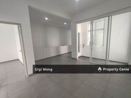 For Rent Double Storey Endlot House
