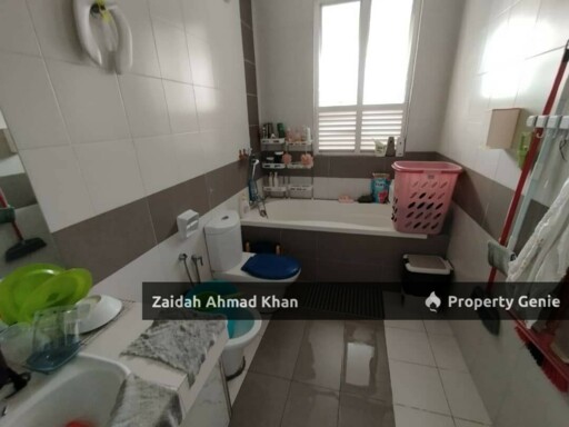 3 Storey Superlink Anjung Sari Setia Alam Rumah Untuk Dijual For Sale  Paling Murah