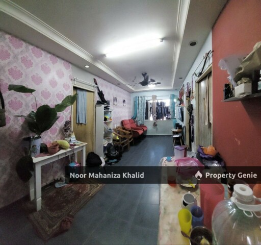 Pangsa Impian, Bandar Saujana Putra Jenjarom