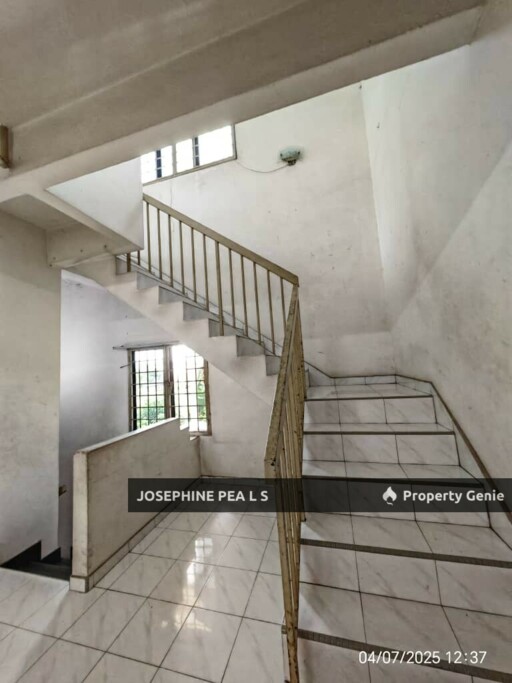 🏡 FOR SALE: Whole Block Corner Townhouse (Upper + Ground Floor)