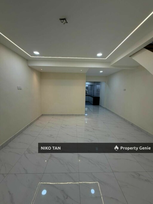 [UNBLOCK VIEW]2-Storey Jalan Lembah, Taman Desa Jaya For Sale