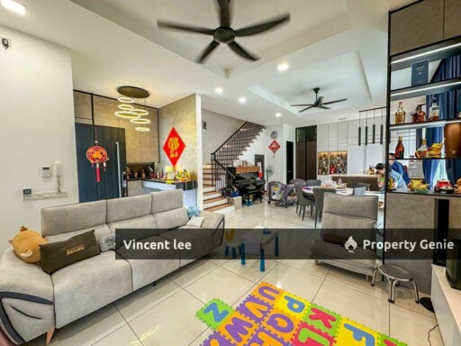 Stoneridge Eco Majestic Corner Lot Semi-D Cluster with Extra Land, Renovated Condition, Semenyih
