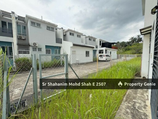 DOUBLE STOREY TERRACE INTERMEDIATE LAMAN MAWAR, KOTA SERIMAS, NILAI .