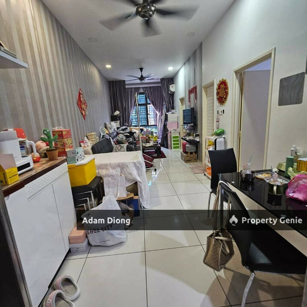 D'Summit Residence Kempas Utama