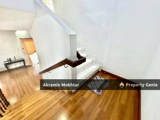 Freehold & Renovated | Semi-D Double Storey House Taman Puncak Utama Kajang