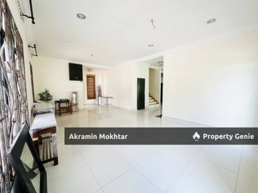 RENOVATED 2.5 Storey Semi D Puncak Bangi, Seksyen 6, Bandar Baru Bangi