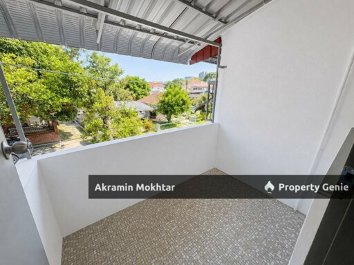 Freehold & Prime Location | Double Storey Terrace House Taman Sri Rampai for Sale