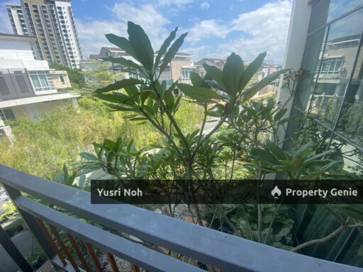 Double Storey Semi-D  Lake Valley Avenue 6 Bandar Tun Hussein Onn Cheras