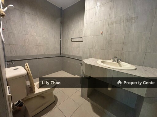 Semi Detached Landed House, 4Bed 3Bath Furnished, Spacious, Big Land, Taman BDC, Kolombong, Kota Kinabalu.