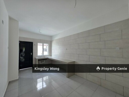 Meru Tropika Jelapang Basic Unit Double Storey Terrace House Gated & Guarded Near Lumut Highway Silibin