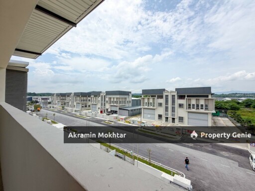 For Rent | 2.5 Storey Semi-D Factory Saujana Teknologi Park @ Saujana Rawang, Selangor