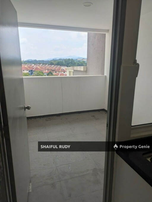 Want to Sell. E Park Residence Taman Sri Putra Mas