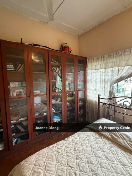 SS1 BUNGALOW
