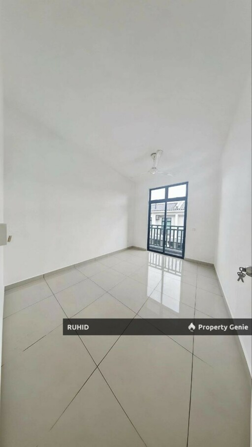 Freehold 4 Bedroom House MillsGate Eco Tropics Pasir Gudang