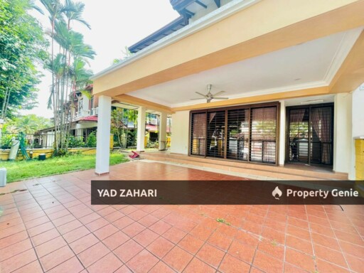 Bukit Jelutong, Shah Alam | 2-Storey Terrace 5 Bedrooms | RM1.4M - Freehold, Non Bumi & With Loteng
