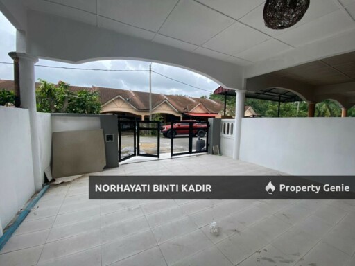 TERES SETINGKAT BALOK DARAT, KUANTAN