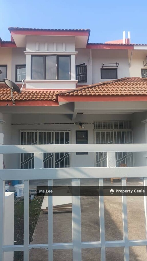 2 storey house-Bandar Puteri Klang @ Port Klang-Sale below bank value Rm151k