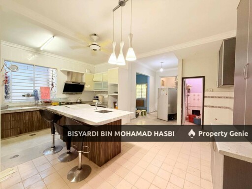 Corner Lot Renovated Single Storey Semi Detached Taman Desa Ixora, Senawang.