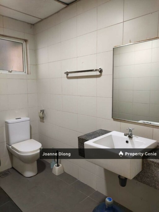 METROPOLITAN SQUARE RESIDENCE-BLOCK B