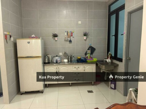P'Residence Condominium For Rent! Located at Batu Kawa