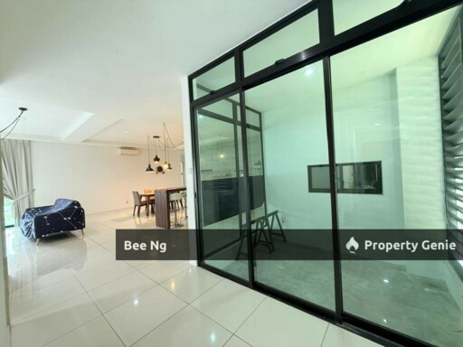 East Ledang Town House