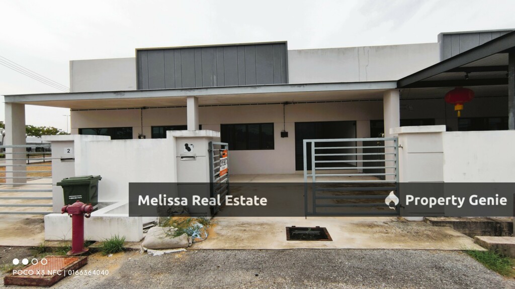 Rumah Subsale Setingkat Baru Untuk Dijual Tanjung Lumpur Kuantan