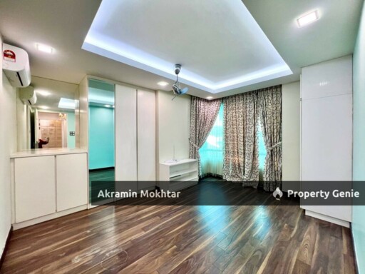 An Exclusive Three Storey Semi Detached House, Seksyen 13, Shah Alam For Sale
