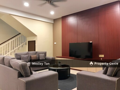 Taman Kota Syahbandar 3 Storey Fully Renovated 7 Bedroom House For Sale