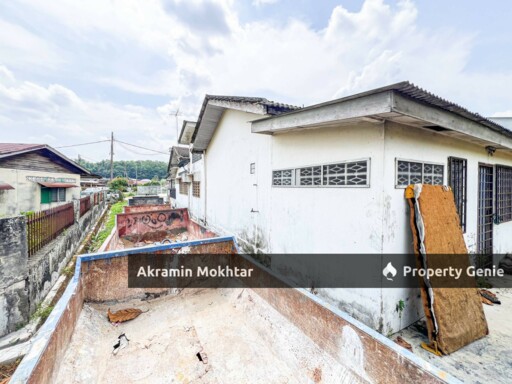 FREEHOLD & END LOT | 1 Storey Terrace House Taman Semenyih