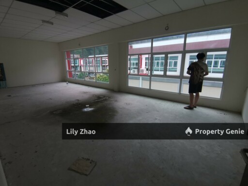 2 Storey Semi Detached Warehouse / Showroom / Office for Sale, 2,400 Sf, Golden Hill, Inanam