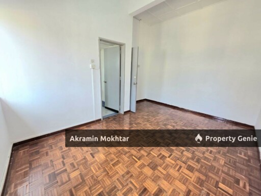 Duplex Townhouse Sri Mahligai , Seksyen 9, Shah Alam (Renovated)